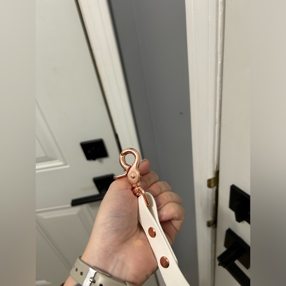 White Biothane Leash - Picture 4 of 4